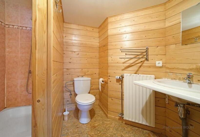 ファミリーステューディオ, Ferme St Martin