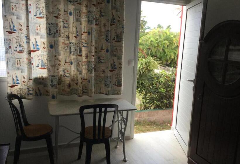 اتاق استاندارد, La Marine