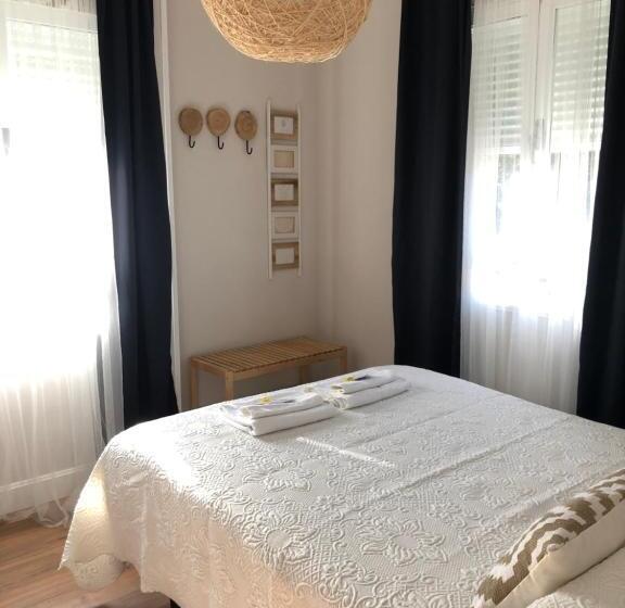 带共用浴室的标准房间, Pensión Fernández