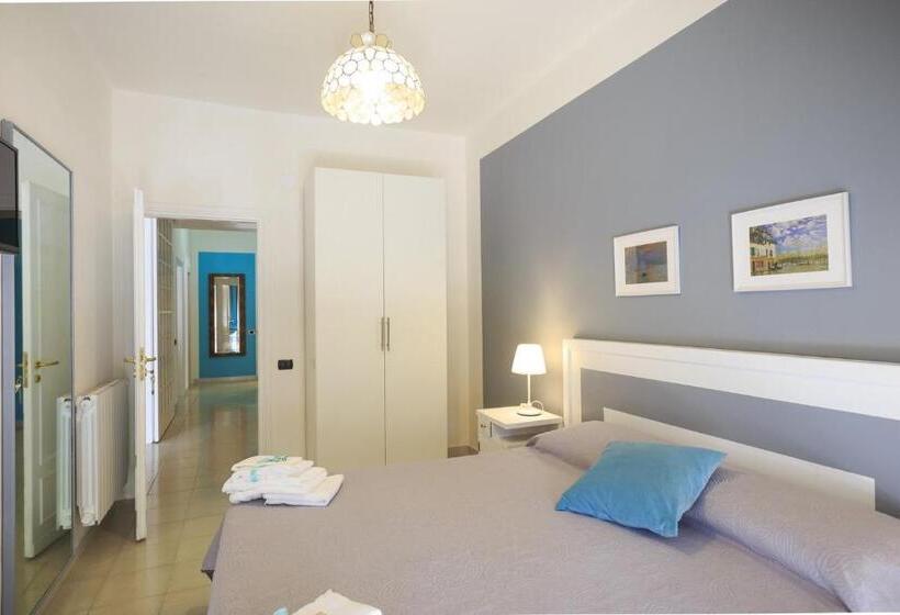 חדר סטנדרט עם מרפסת, Home 41°