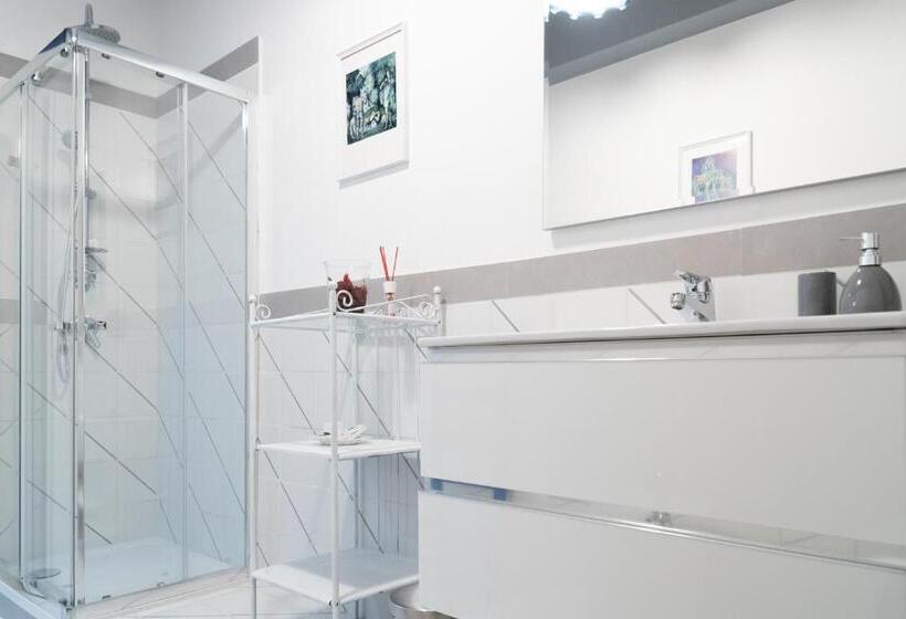 חדר סטנדרט, Home 41°