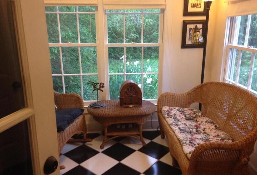 Дом 2 Спальни, The Wynne House Inn