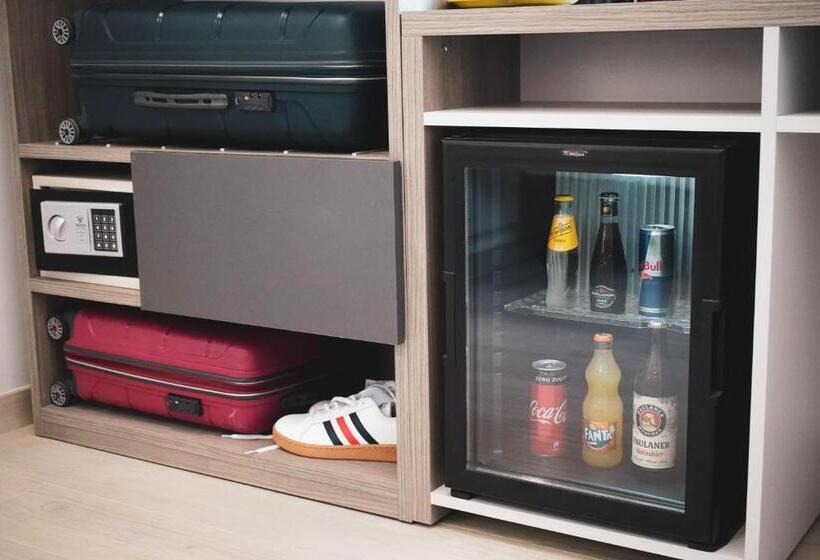 חדר דחוקס עם מיטת קינג, Yeasy Smart Rooms Cefalù