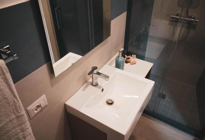 סטודיו דלוקס, Yeasy Smart Rooms Cefalù