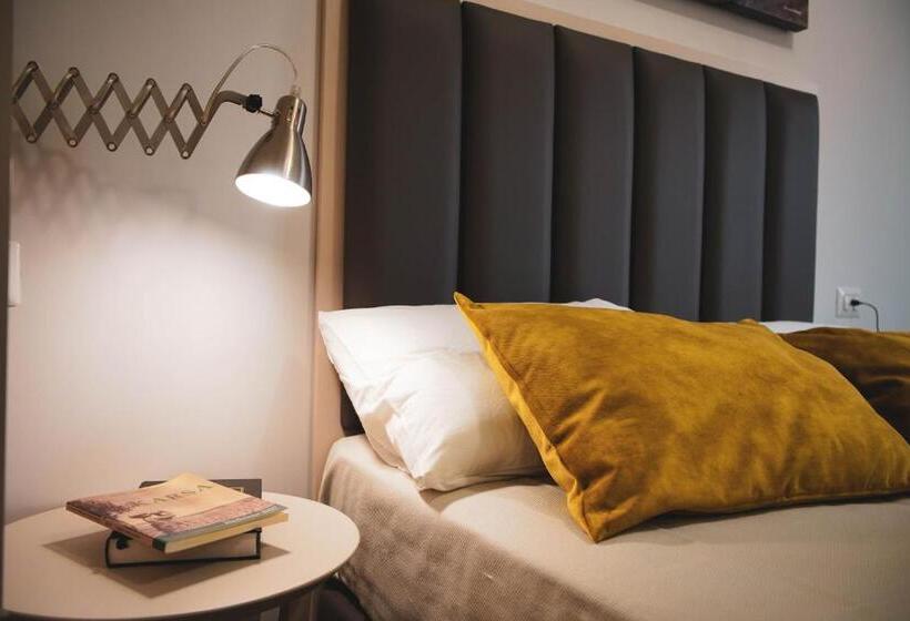 סטודיו דלוקס, Yeasy Smart Rooms Cefalù