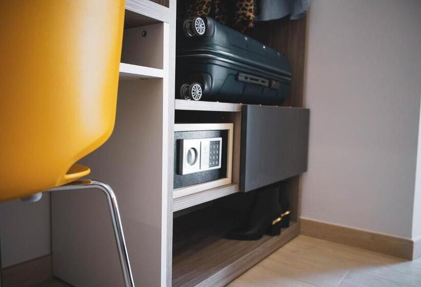 חדר דלוקס לשלושה, Yeasy Smart Rooms Cefalù