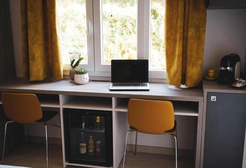 חדר דלוקס עם מרפסת, Yeasy Smart Rooms Cefalù