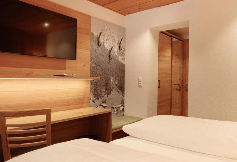 Номер Стандарт с Балконом, Landgasthof Adler