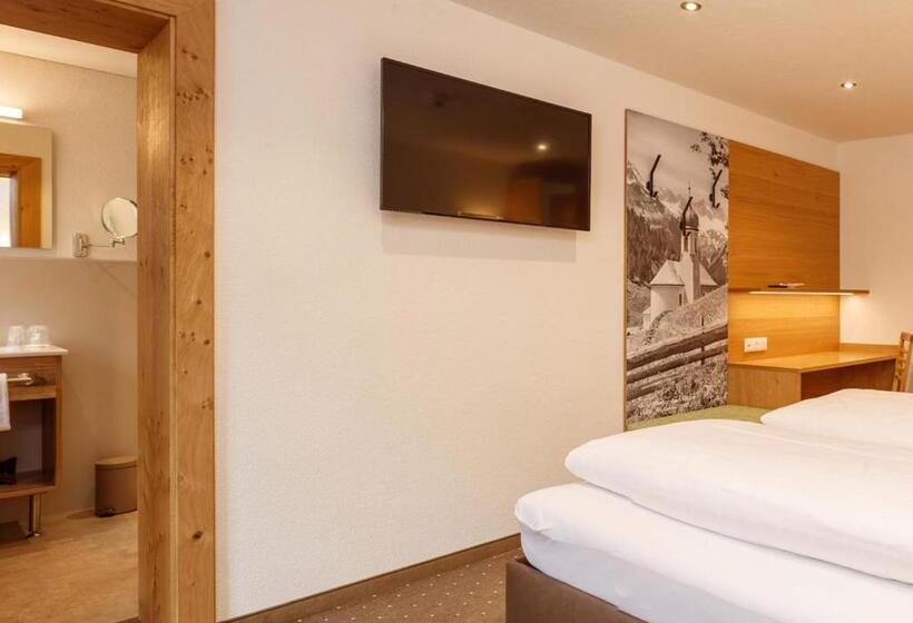 Номер Стандарт Вид на Горы, Landgasthof Adler