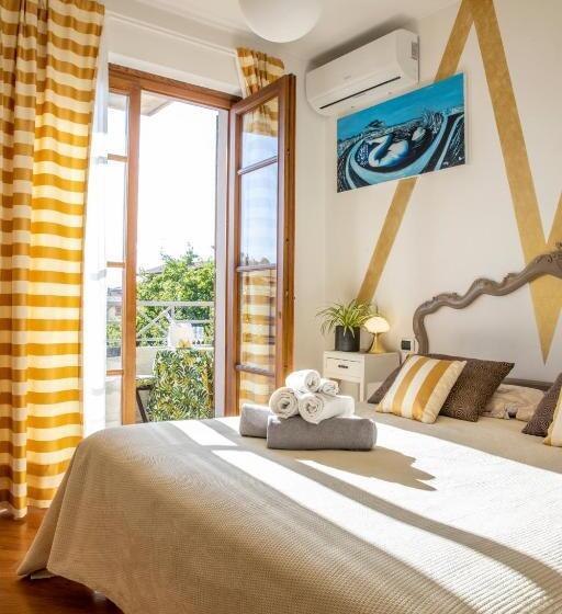 Номер Стандарт с Балконом, La Stagione Dell Arte B&b
