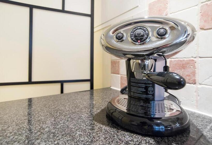 带1个卧室的公寓, Midtown Hotel Royal Room