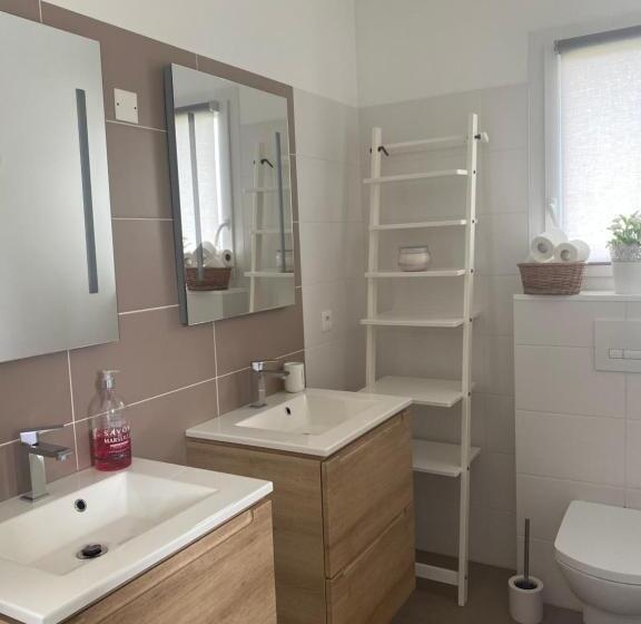 בית, 3 חדרי שינה, Ama Lur