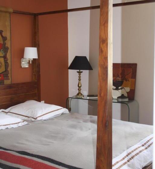 اتاق استاندارد, Casaisabel