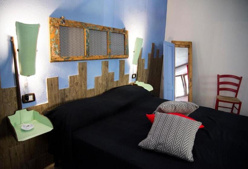 اتاق استاندارد سه نفره, A Mi Manera