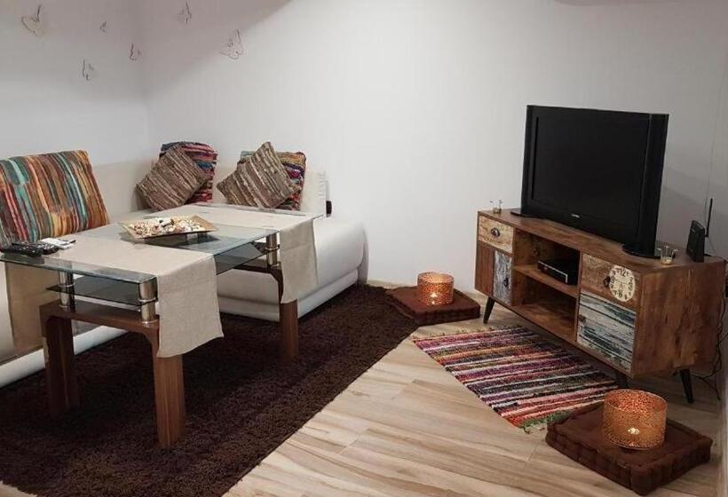 デラックスルーム, Arts Guest House  Beautiful Villa For 6 Persons