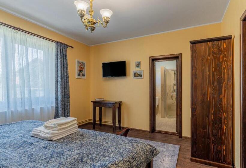 标准间, Casa Saraste