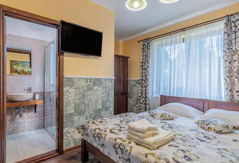 标准间, Casa Saraste