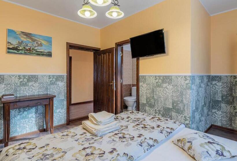 Номер Стандарт, Casa Saraste