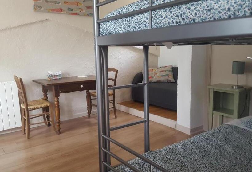 Семейный Номер, Chambres D Hôtes De La Gardy
