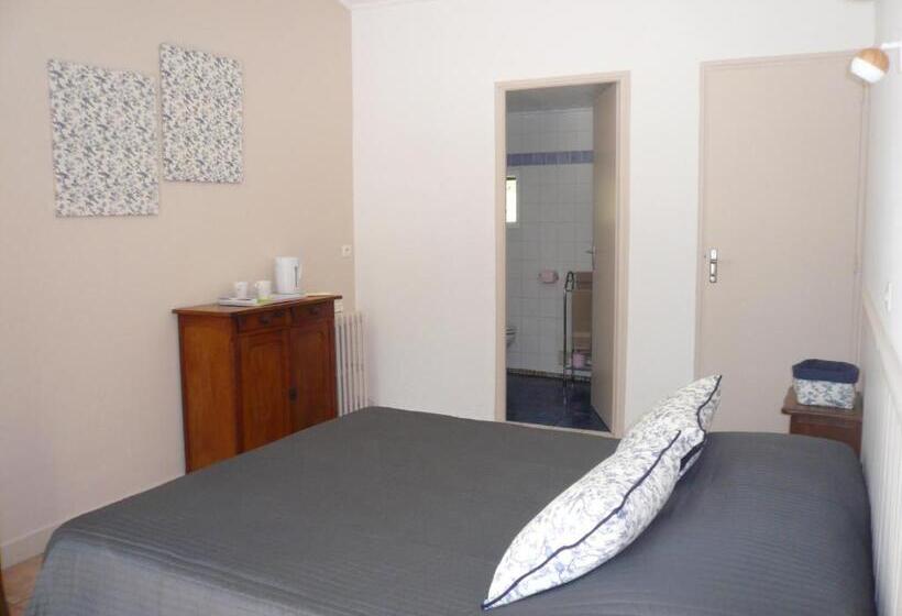 غرفة قياسية, Chambres D Hôtes De La Gardy