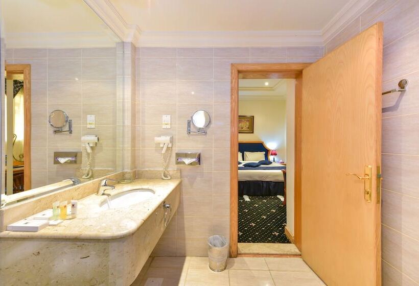 سوییت جونیور, Cayam