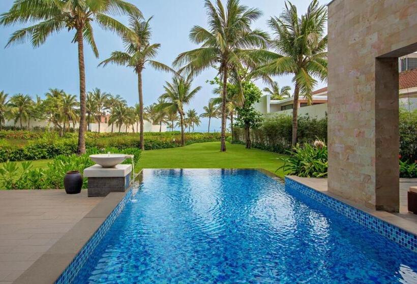 带花园景观和三个卧室的别墅, Danang Marriott Resort & Spa