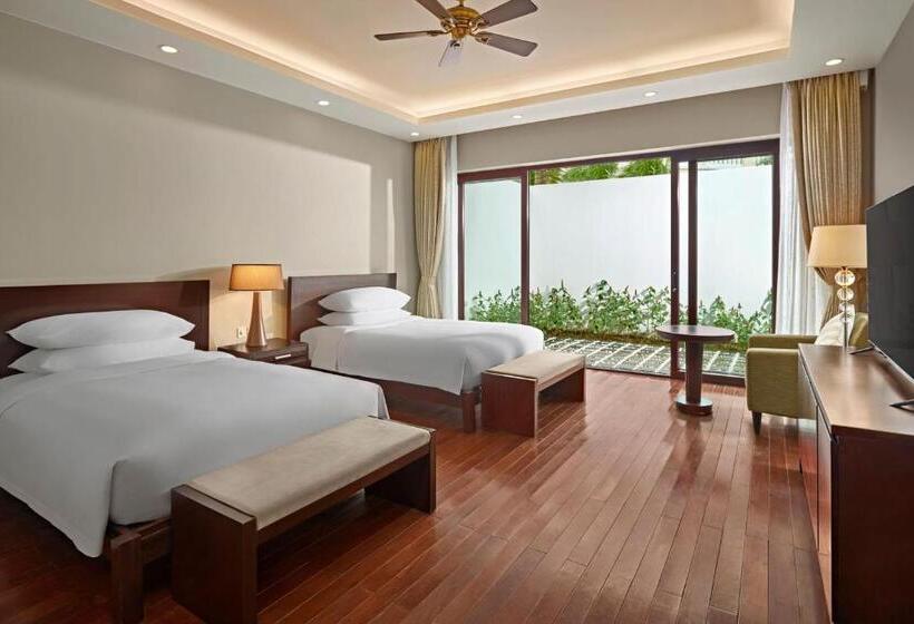 带花园景观和三个卧室的别墅, Danang Marriott Resort & Spa