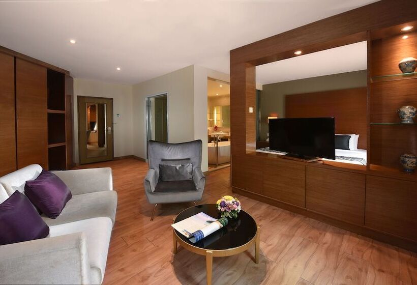 전망 스위트, Bella Vista Waterfront Resort