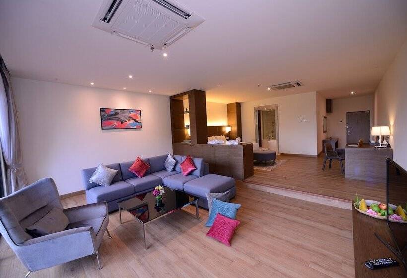 스위트, Bella Vista Waterfront Resort