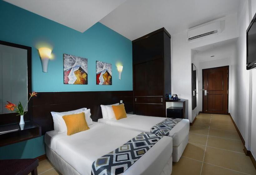 디럭스 룸, Bella Vista Waterfront Resort