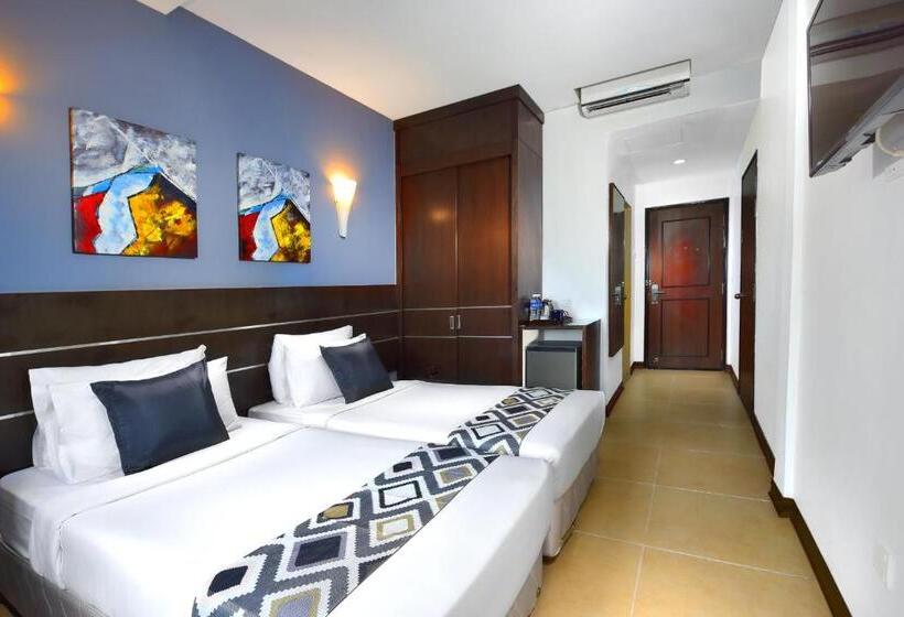 디럭스 룸, Bella Vista Waterfront Resort