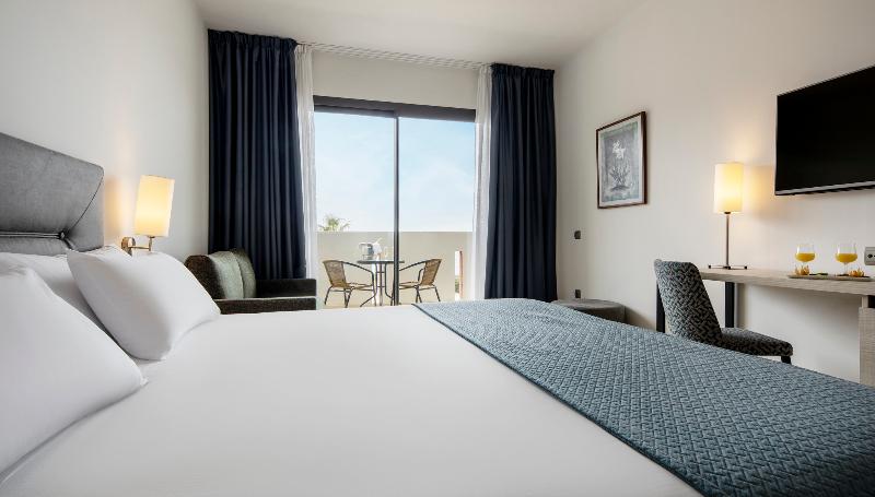 디럭스 룸, Bella Vista Waterfront Resort