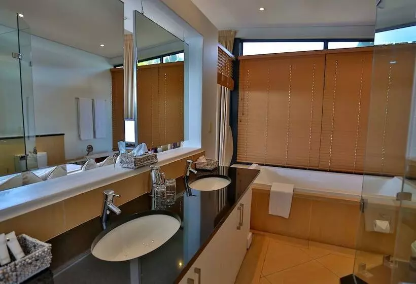 オーシャンビューデラックスルーム, Canelands Beach Club