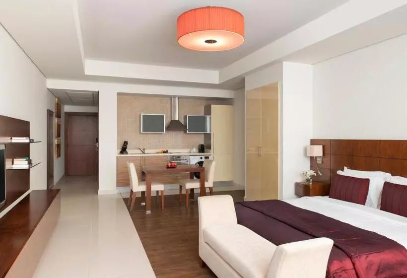 استودیوی لوکس, Fraser Suites Doha