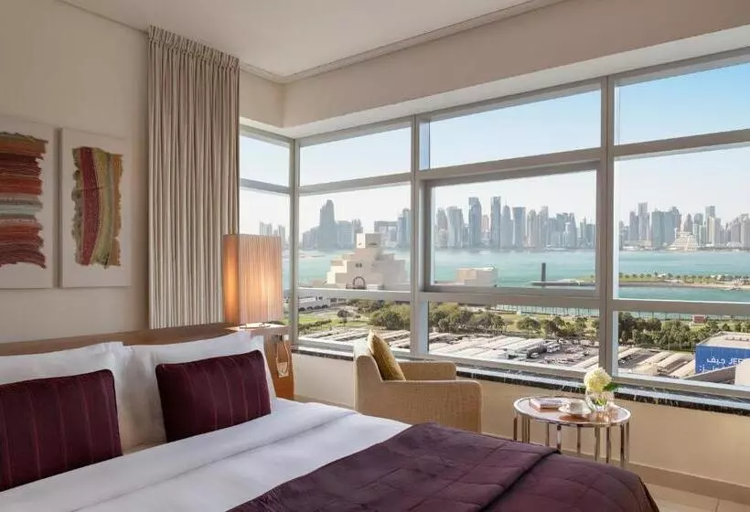 اتاق اجرایی, Fraser Suites Doha
