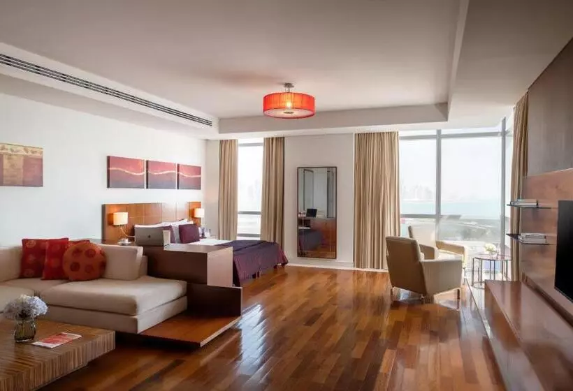 استودیو اجرایی, Fraser Suites Doha