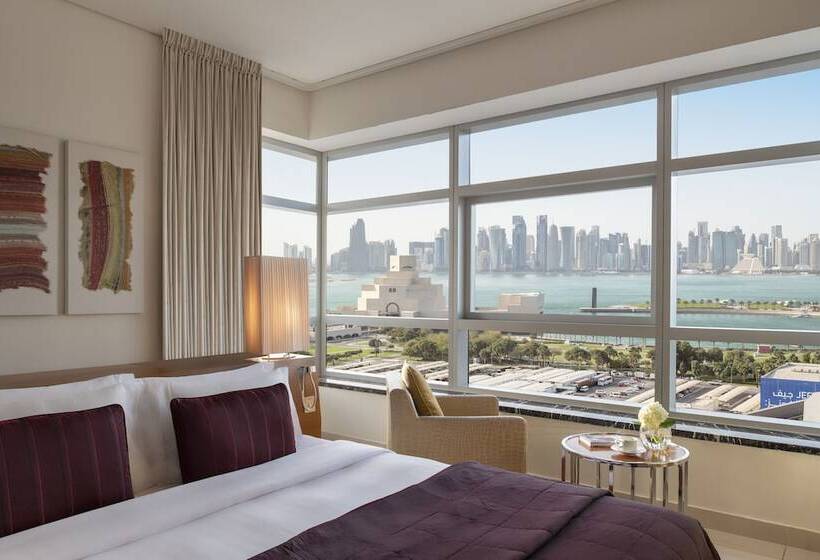 اتاق اجرایی, Fraser Suites Doha