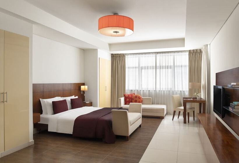 استودیوی لوکس, Fraser Suites Doha