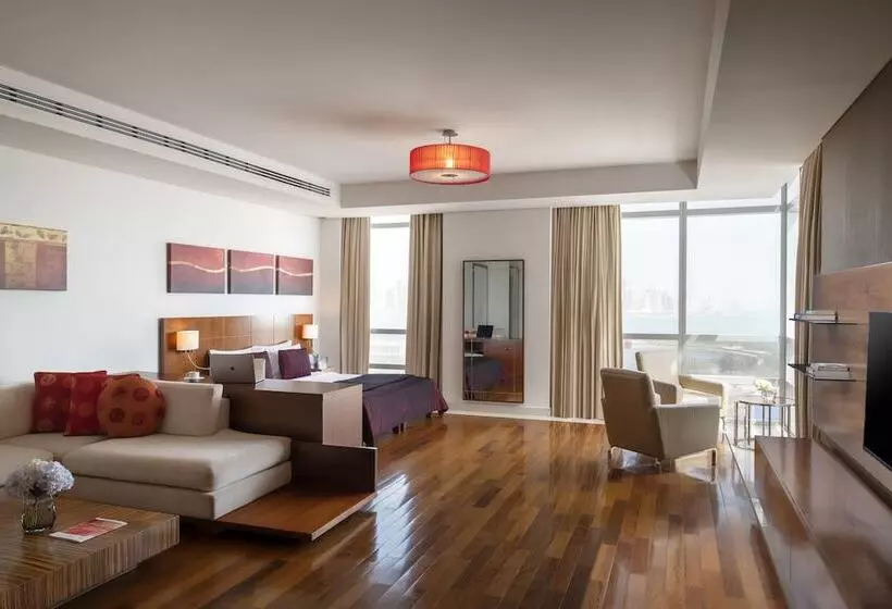 استودیو اجرایی, Fraser Suites Doha