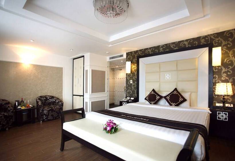 Suite Vista Ciutat, Hanoi Emotion