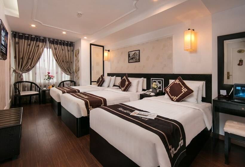 Habitació Triple Estàndard, Hanoi Emotion