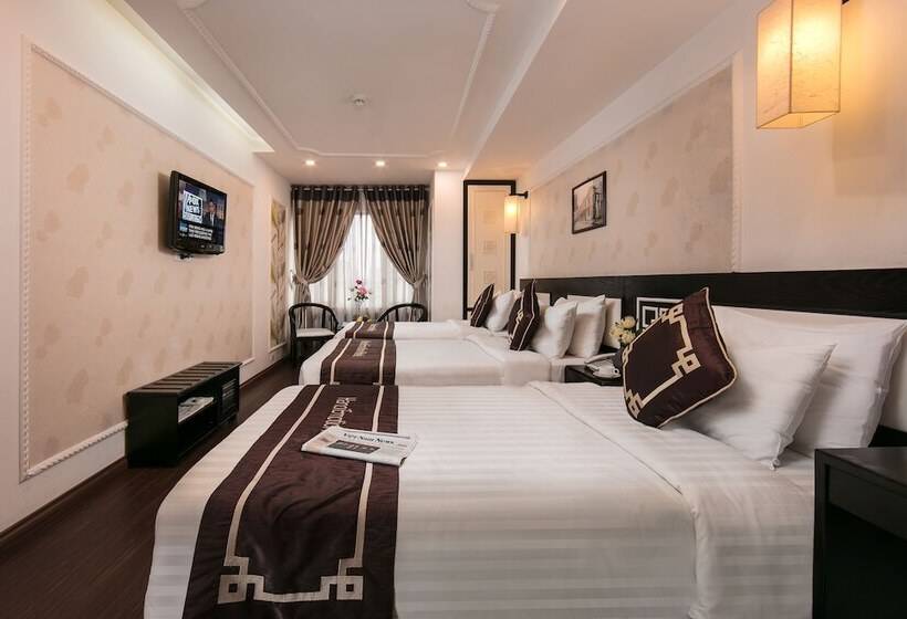 اتاق استاندارد سه نفره, Hanoi Emotion
