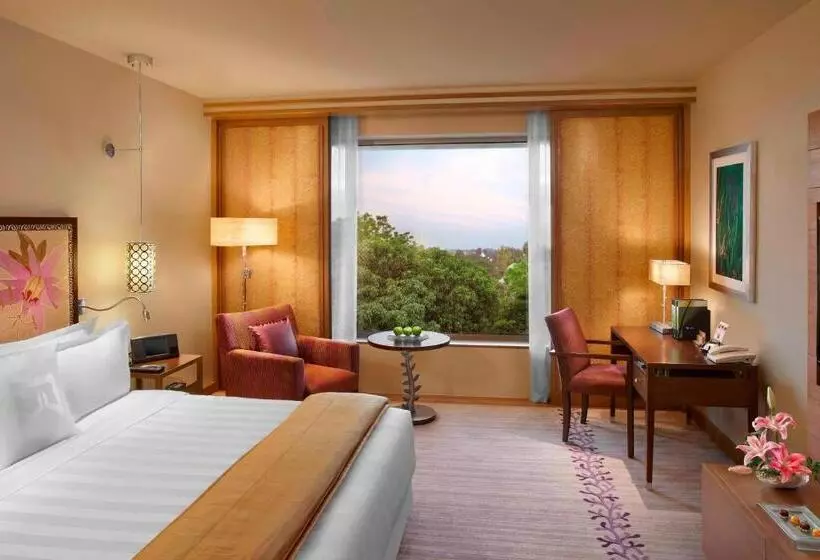 クイーンサイズベッドのスタンダードルーム, Itc Gardenia, A Luxury Collection Hotel, Bengaluru