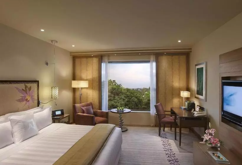 クイーンサイズベッドのスタンダードルーム, Itc Gardenia, A Luxury Collection Hotel, Bengaluru