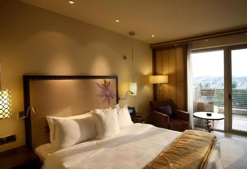 クイーンサイズベッドのスタンダードルーム, Itc Gardenia, A Luxury Collection Hotel, Bengaluru
