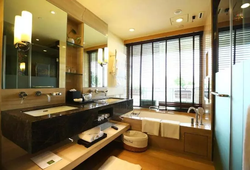 キングサイズベッドのクラブルーム, Itc Gardenia, A Luxury Collection Hotel, Bengaluru