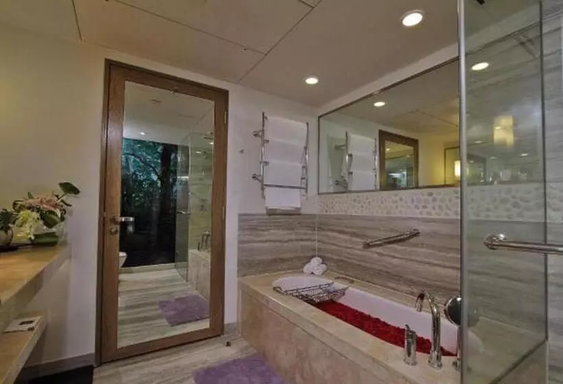 キングサイズベッドのクラブルーム, Itc Gardenia, A Luxury Collection Hotel, Bengaluru