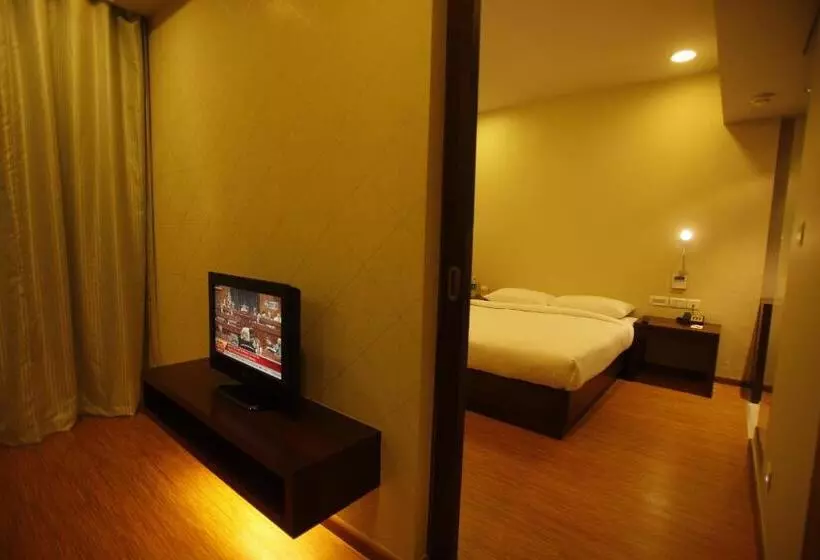 スイート, Keys Select By Lemon Tree Hotels, Whitefield, Bengaluru