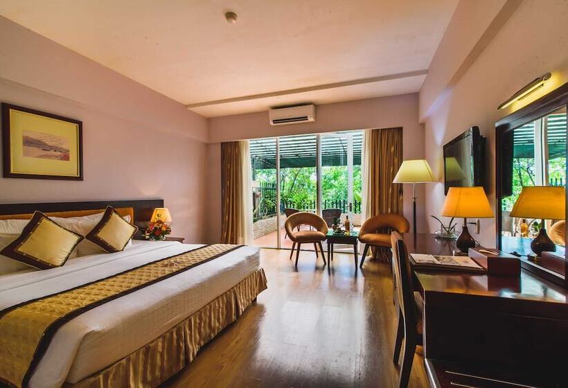 اتاق لوکس با چشم‌انداز باغ, Mondial Hotel Hue