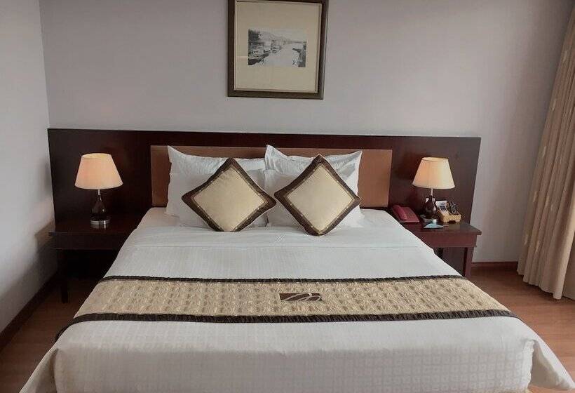 اتاق سوپریور با چشمانداز شهر, Mondial Hotel Hue
